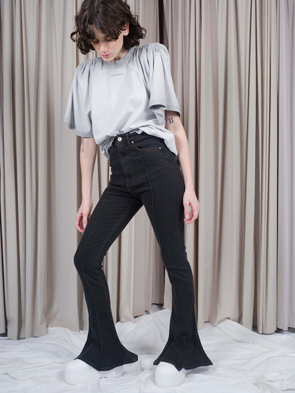 トップス Y PROJECT RUCHED SHOULDER T-SHIRT Y/Project Black Ruched Shoulder T-Shirt Y/Project