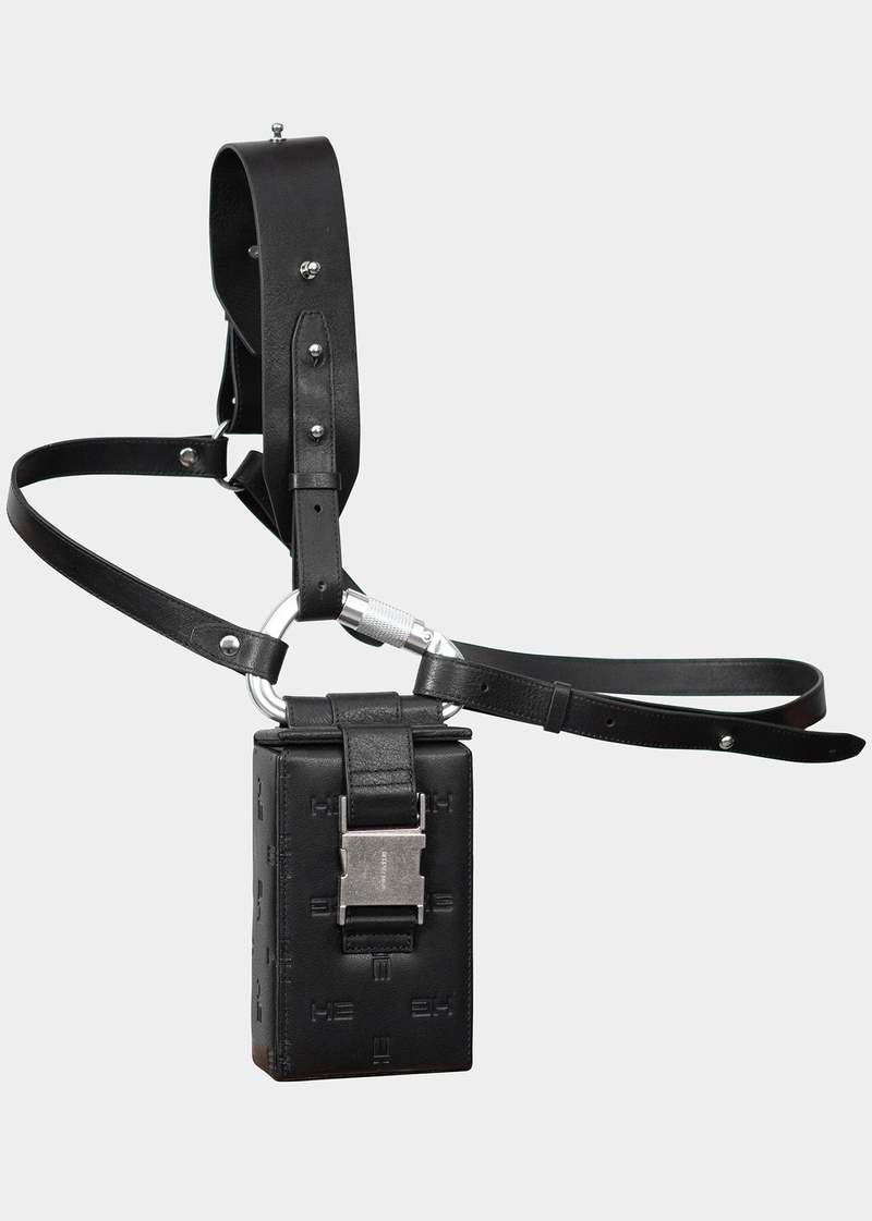 バッグ HELIOT EMIL Leather Carabiner PhoneSling Heliot Emil - LEATHER PHONE SLING | HBX