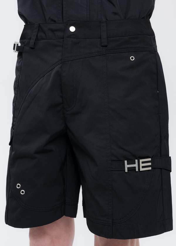 Heliot Emil MINIMAL TWILL CARGO Shorts - Black | Garmentory