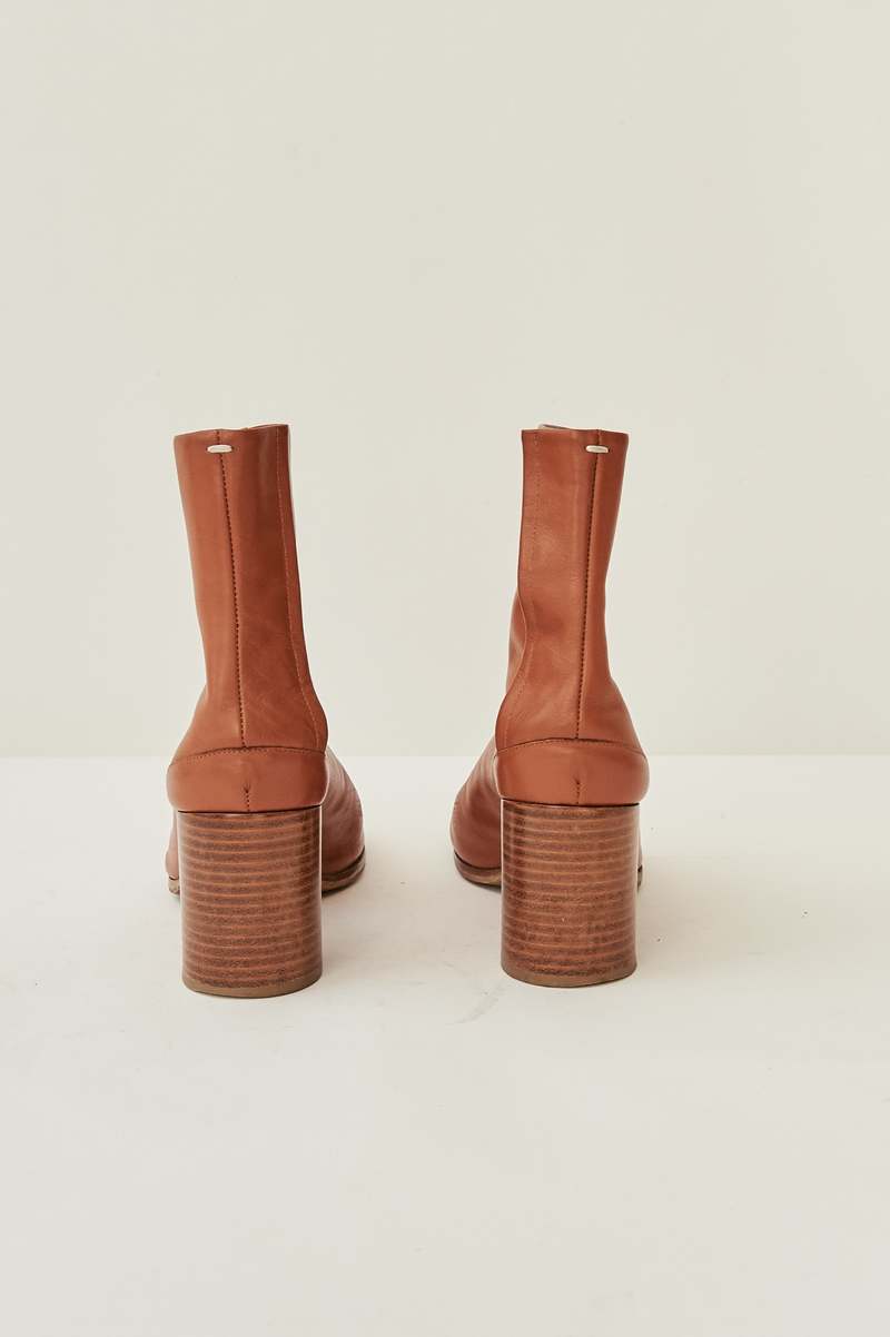 ロングブーツ Mm6 Maison Margiela Anatomic Tabi Leather Boot MM6 Maison Margiela knee-high Leather Boots | Black | FARFETCH