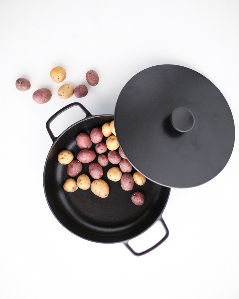 Crane Cookware Enameled Cast Iron Saute Pan Black Garmentory