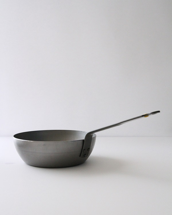 De Buyer Carbon Steel Country Chef Pan Garmentory