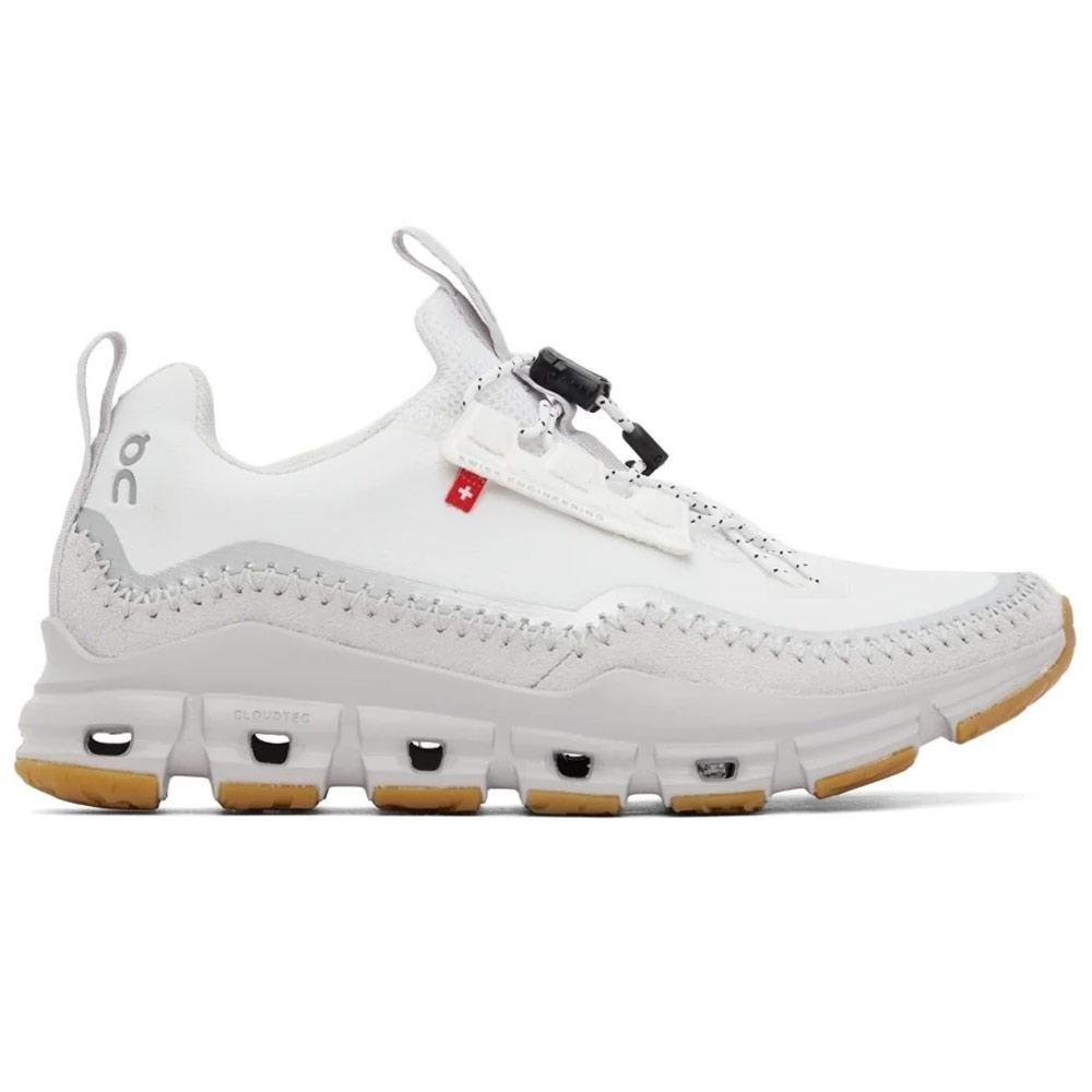 カナコレ On Cloudnova Form Mens Running Shoes White Green 26.98222