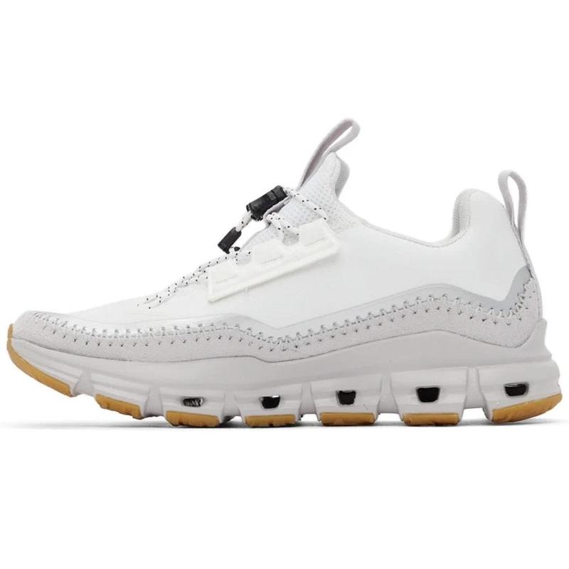 ON Running Cloudaway Kanazawa sneakers - White/Frost | Garmentory