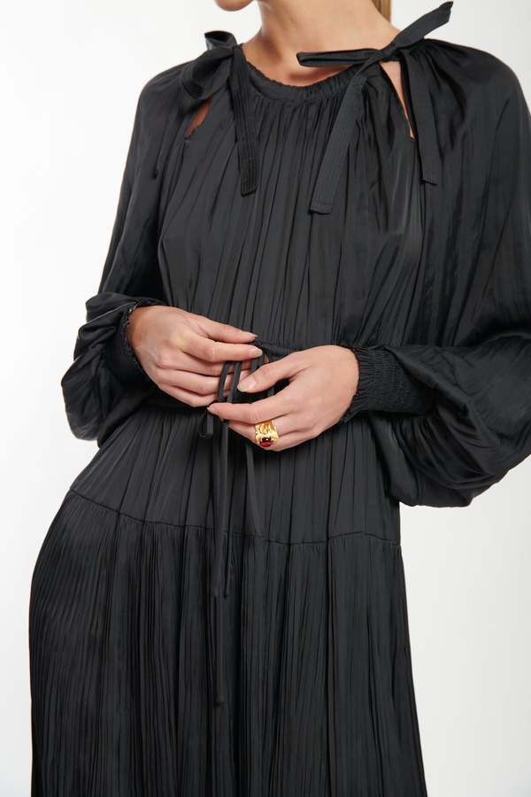 Ulla Johnson Lila Dress - Noir | Garmentory