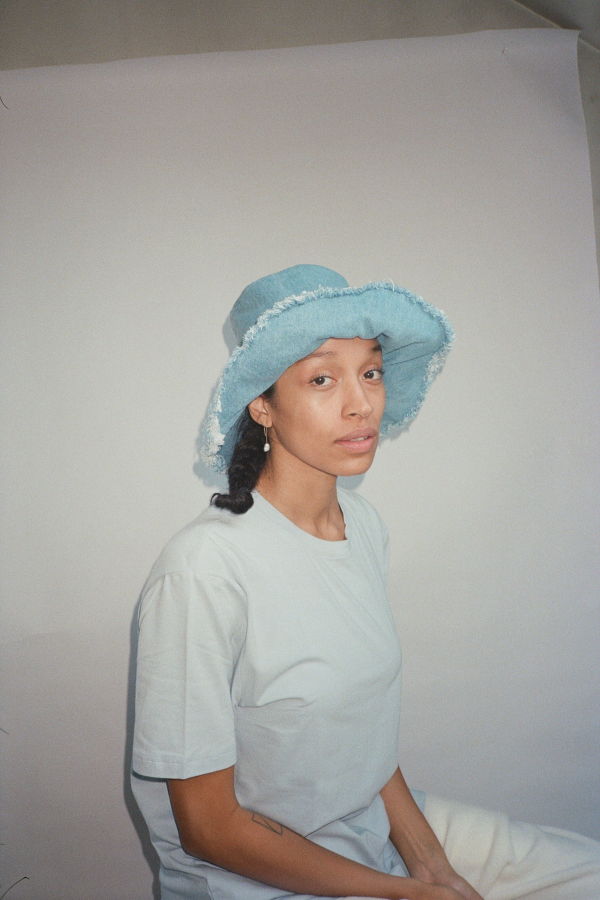 Ashley Rowe BUCKET HAT - MEDIUM BRIM DENIM