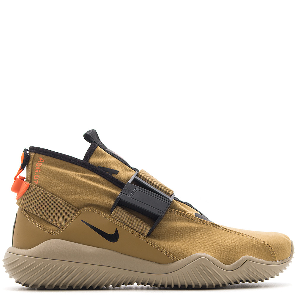nikelab komyuter premium