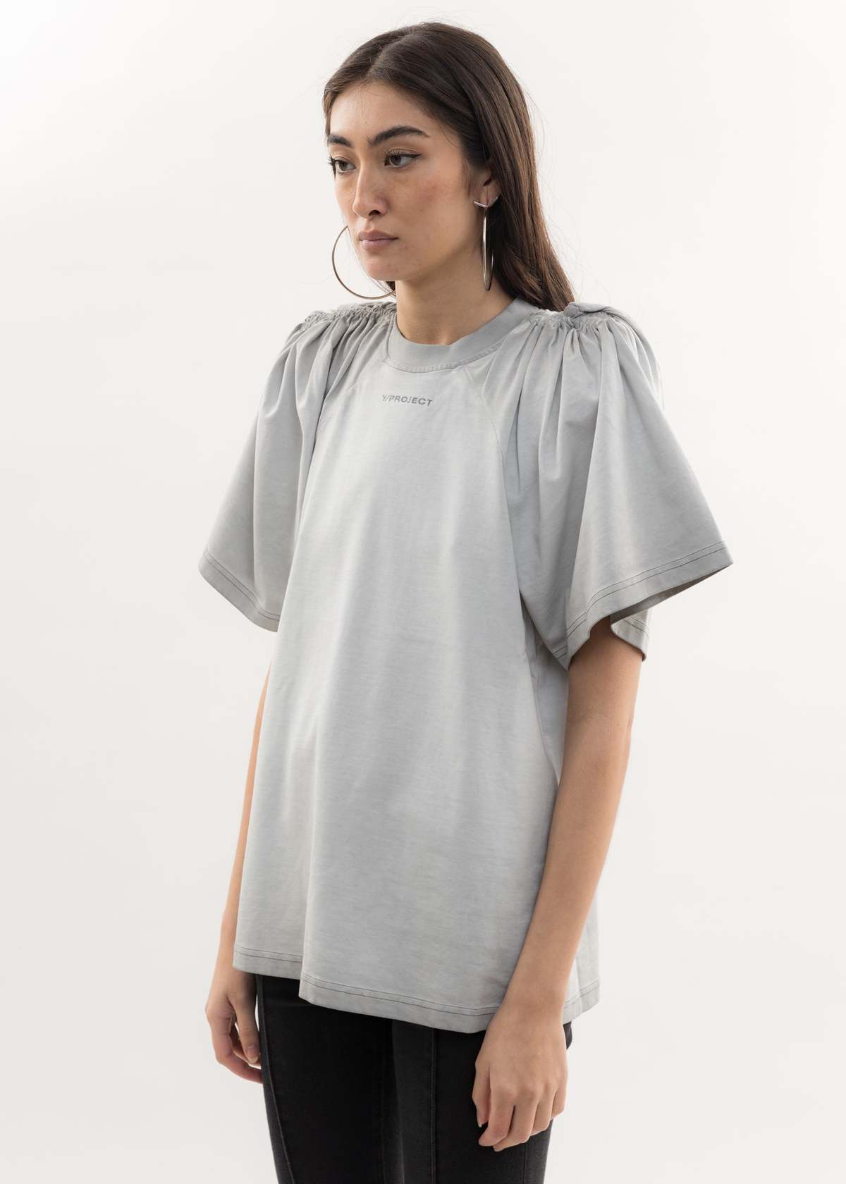 トップス Y PROJECT RUCHED SHOULDER T-SHIRT Y/project RUCHED SHOULDER T-Shirt - Light Grey | Garmentory