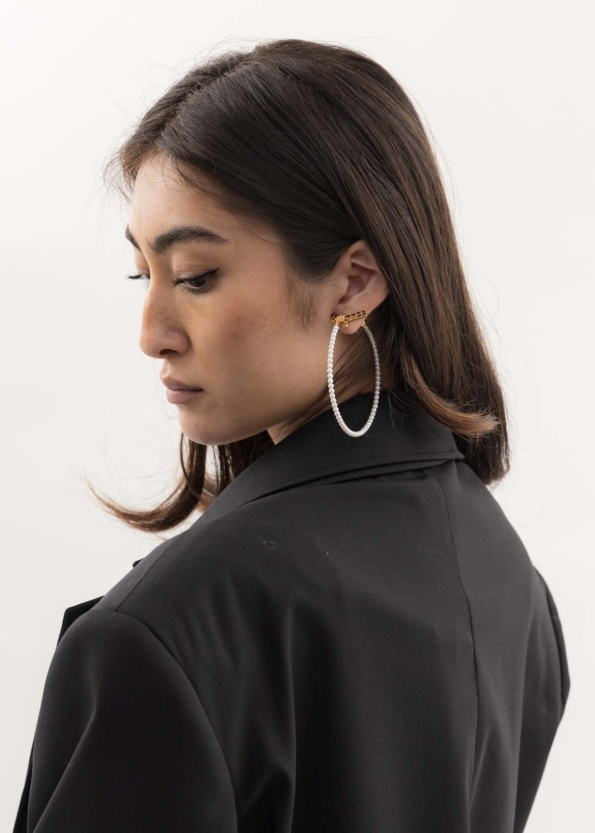 Y/project Maxi Y Pearl Hoops - Silver/Ruby | Garmentory Y/project Maxi Y Pearl Hoops - Silver/Ruby | Garmentory