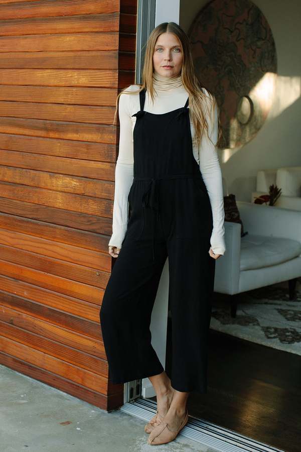 Jumpsuit With Shirt Underneath T Shirt Under Jumpsuit White Shirt