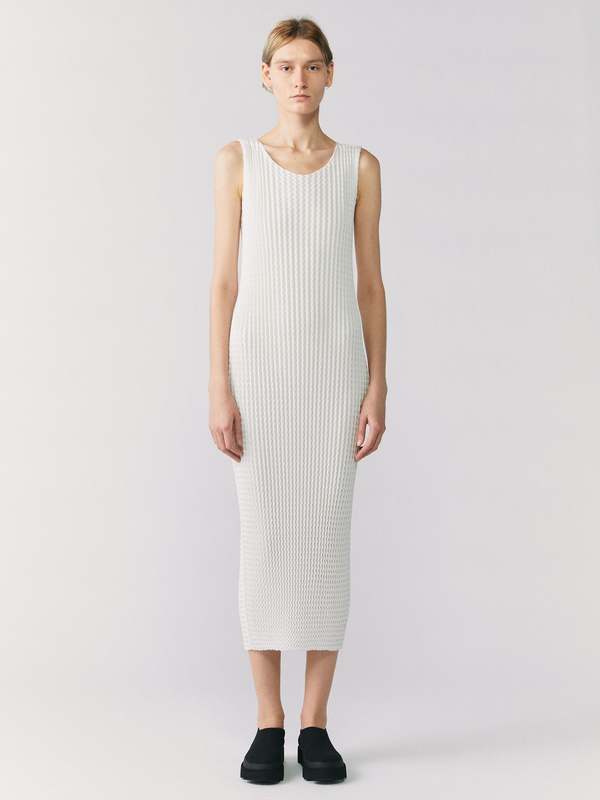 Issey Miyake Spongy Sleeveless Midi Dress - White | Garmentory