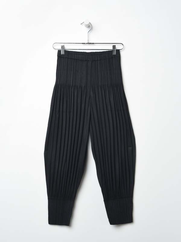 Pleats Please By Issey Miyake Fluffy Basics Pants - Black | Garmentory