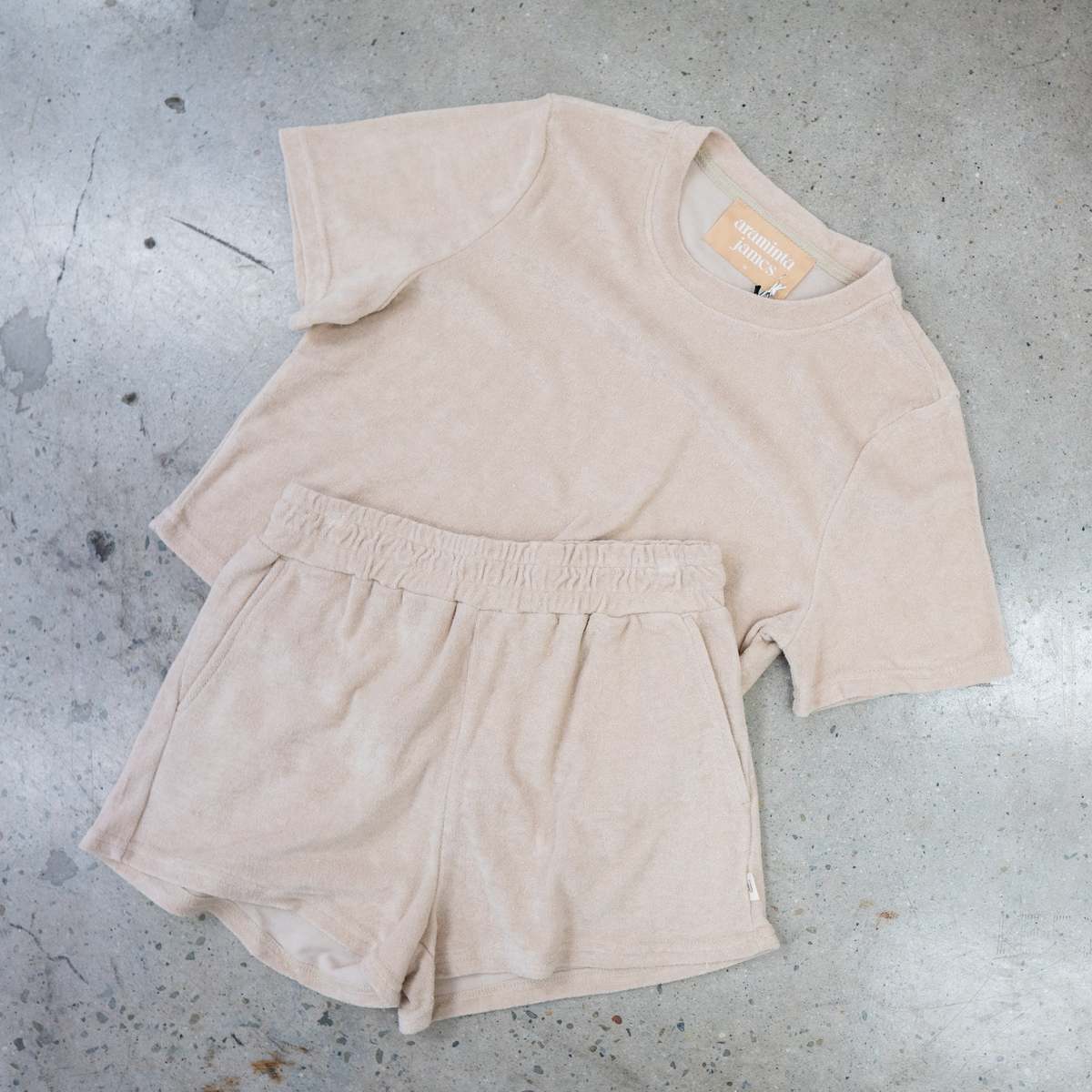 Araminta James Terry Classic Set - Biscuit - Image 3 of 8