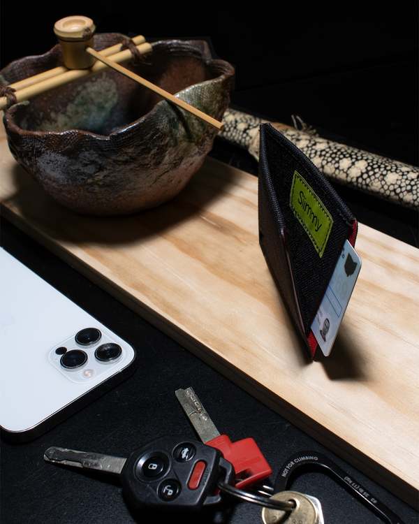 Slimmy T1SO 1-Pocket 2-Slot Wallet 78mm - BRED Slimmy T1SO 1-Pocket 2-Slot Wallet 78mm - BRED