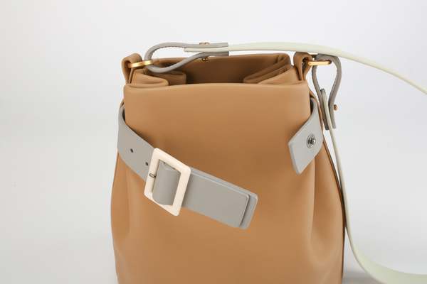 MATTER MATTERS Mini Bucket Shoulder Bag - Warm Brown