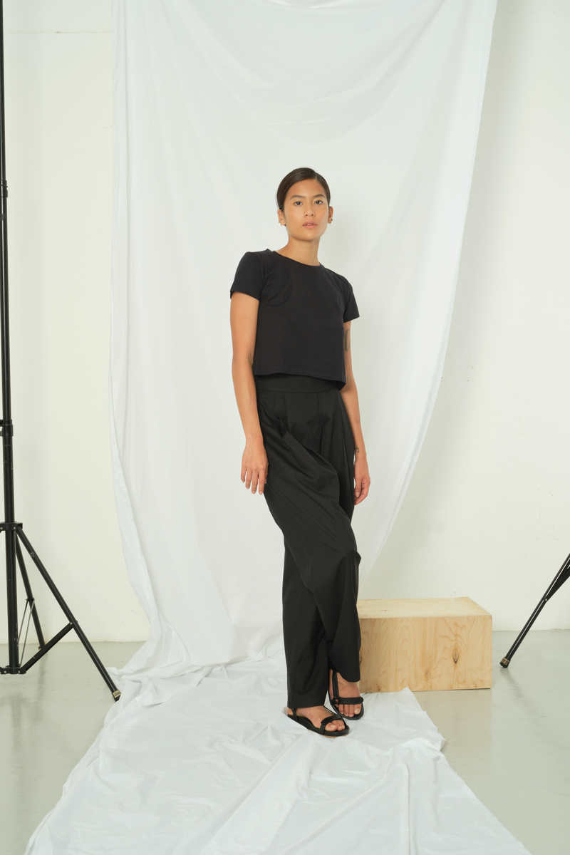 SAJA Triangle Sandals - Black