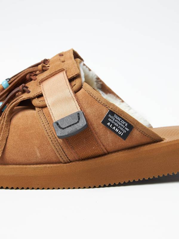 Suicoke X ALANUI Alanui Collaborated Etno Tassel Detaled Sheepskin