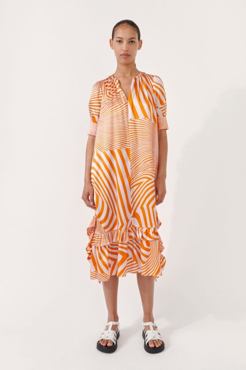 0*3様 Baum und Pferdgarten Amber Dress Baum und Pferdgarten Aster Dress - Psychedelic Orange | Garmentory