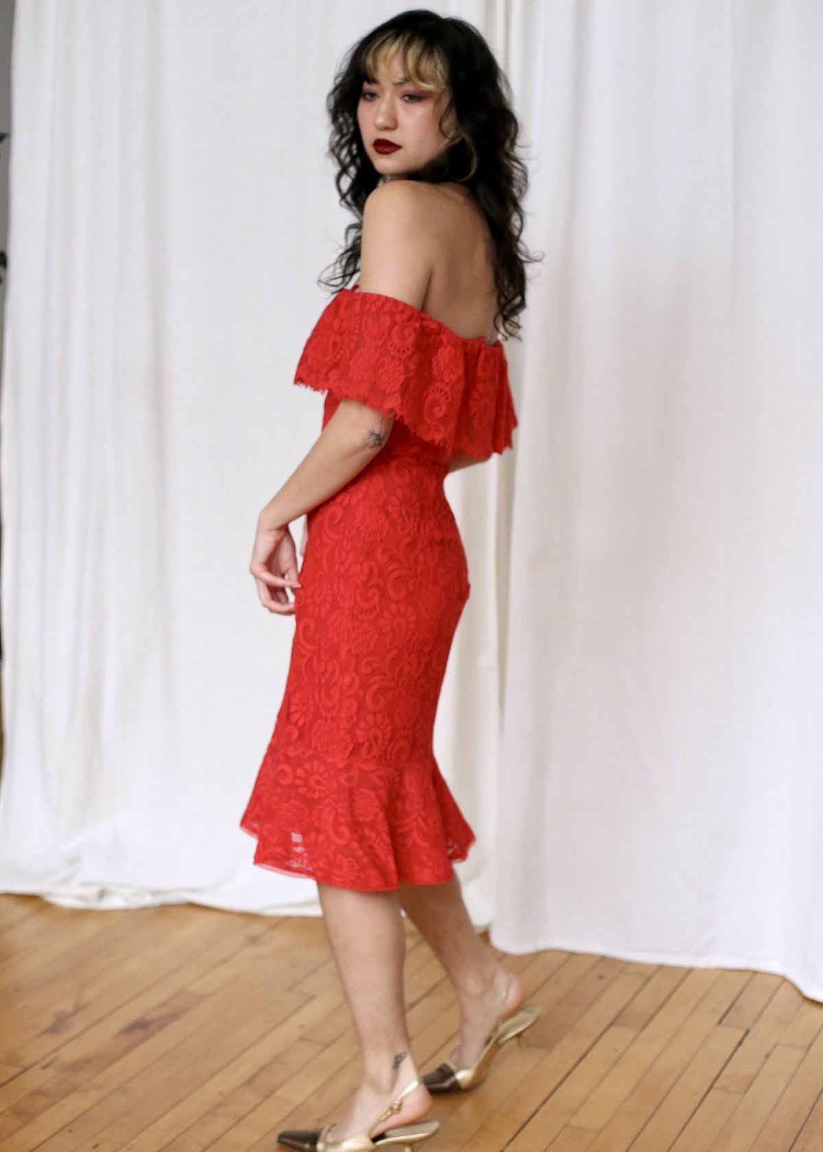 chinese dress ladies Amazon.com: BCBGMAXAZRIA Women's Flowy Lace Cocktail Dress, Black, 2 :  Clothing, Shoes & Jewelry