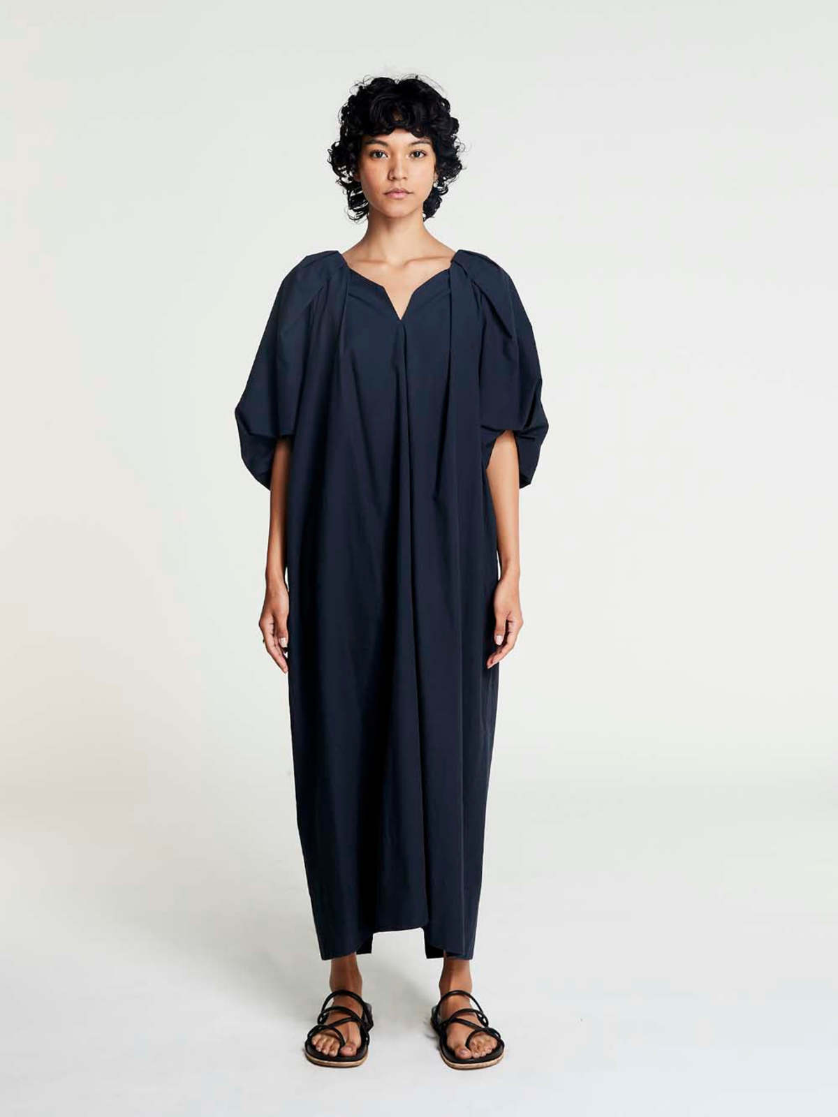 SAYAKA DAVIS Tucked Cocoon Dress ダークネイビー SAYAKA DAVIS NEW YORK Tucked Cocoon Dress - Dark Navy