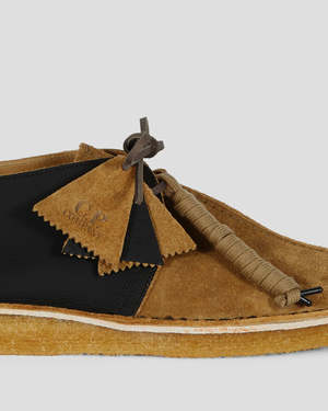靴 Clarks Originals C.P. COMPANY DesertTrek C.P. Company x Clarks Originals Desert Trek Shoes – Extra Butter