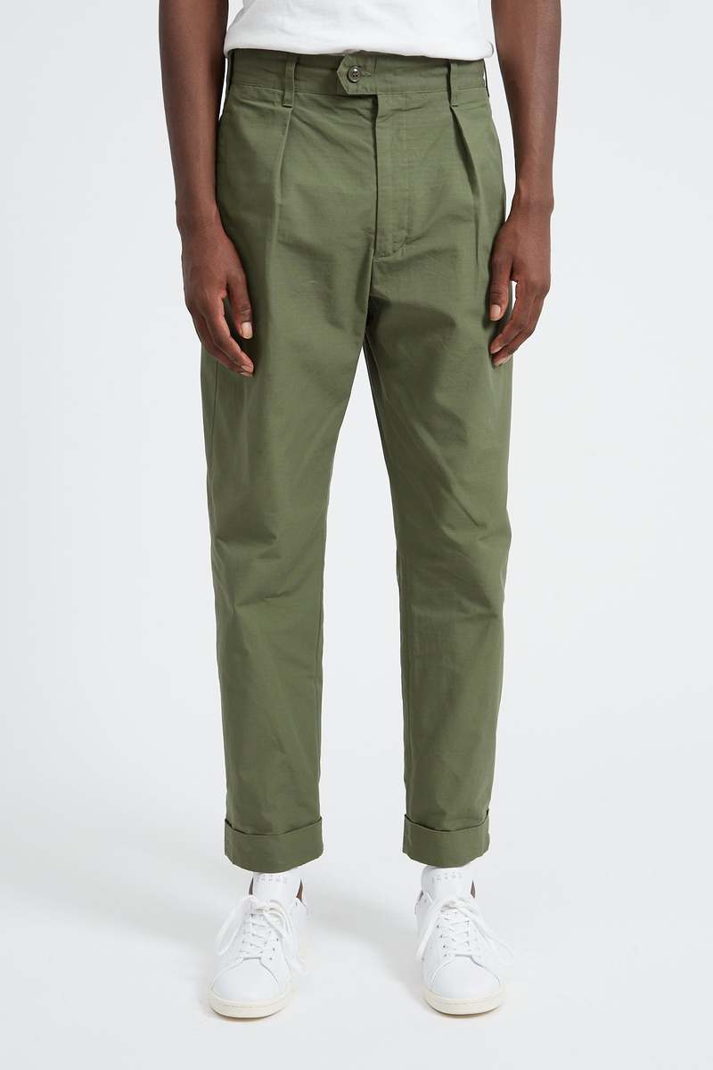 25SS エンジニアードガーメンツ カーライル パンツ リップストップ オリーブ Engineered Garments Carlyle Cotton Ripstop Pant - Olive | Garmentory