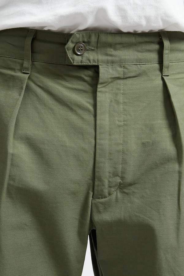 Engineered Garments Carlyle Cotton Ripstop Pant - Olive | Garmentory
