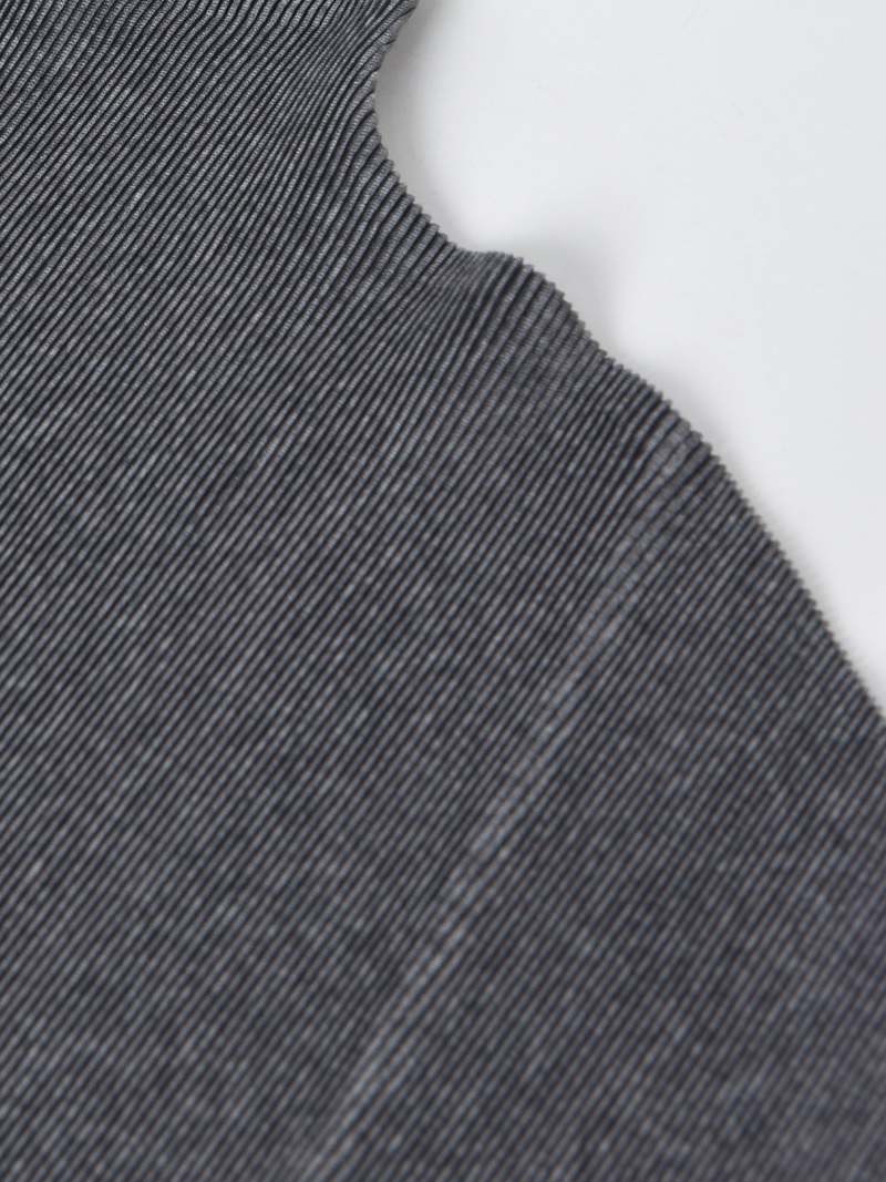 トップス PLEATSPLEASE MIST BASICS LIGHT GRAY 3 MIST BASICS – ISSEY MIYAKE ONLINE STORE