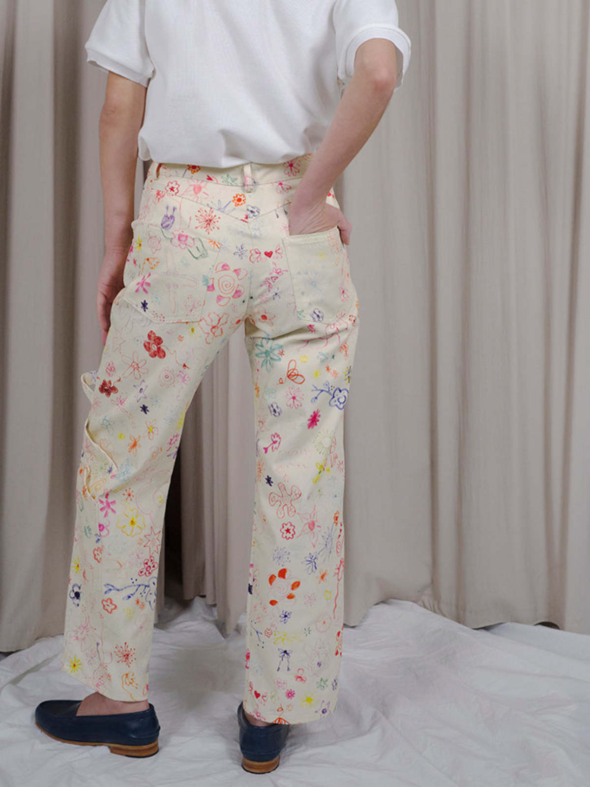 パンツ [COLLINA STRADA] GARDEN CARGO PANT : BLOOM DOODLE Collina Strada - Garden Cargo Pants | HBX - Globally Curated