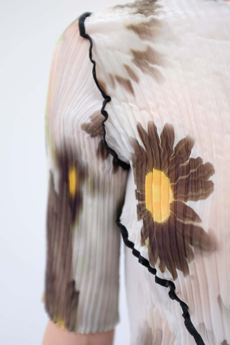 Julia Heuer Jun Top - Ravio