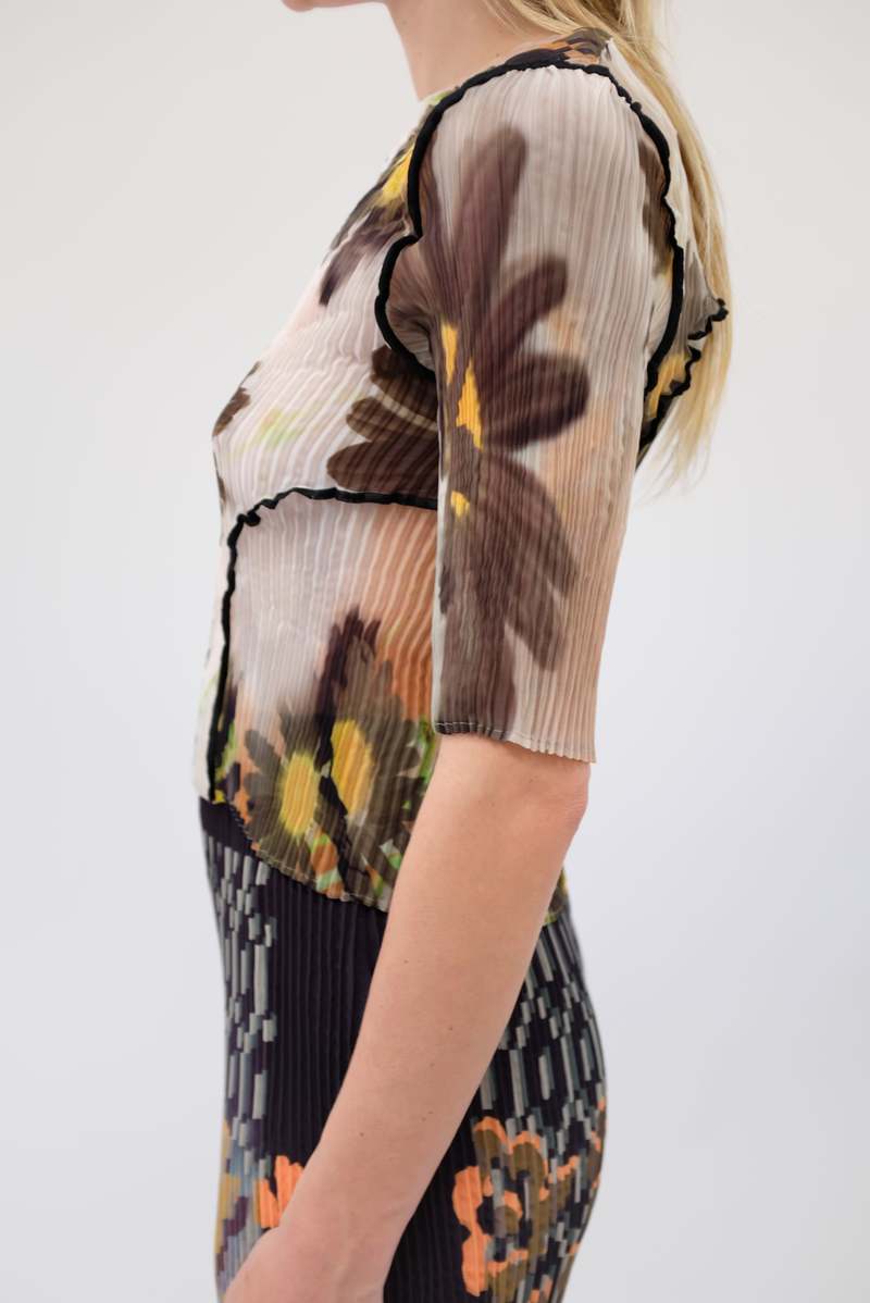 Julia Heuer Jun Top - Ravio