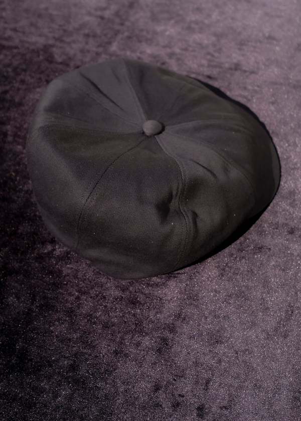 Taiga Takahashi Cotton Newsboy Cap - black | Garmentory