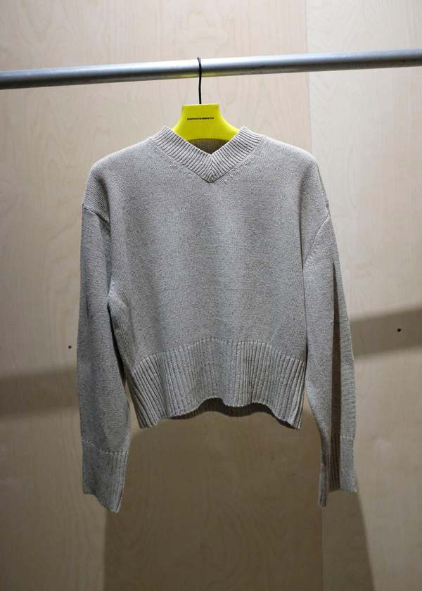 Taiga Takahashi Silk V-Neck Sweater - Ivory | Garmentory