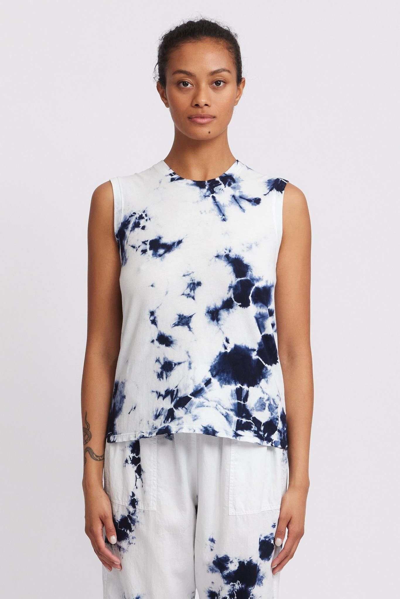 Raquel Allegra Fitted Muscle Tee 
