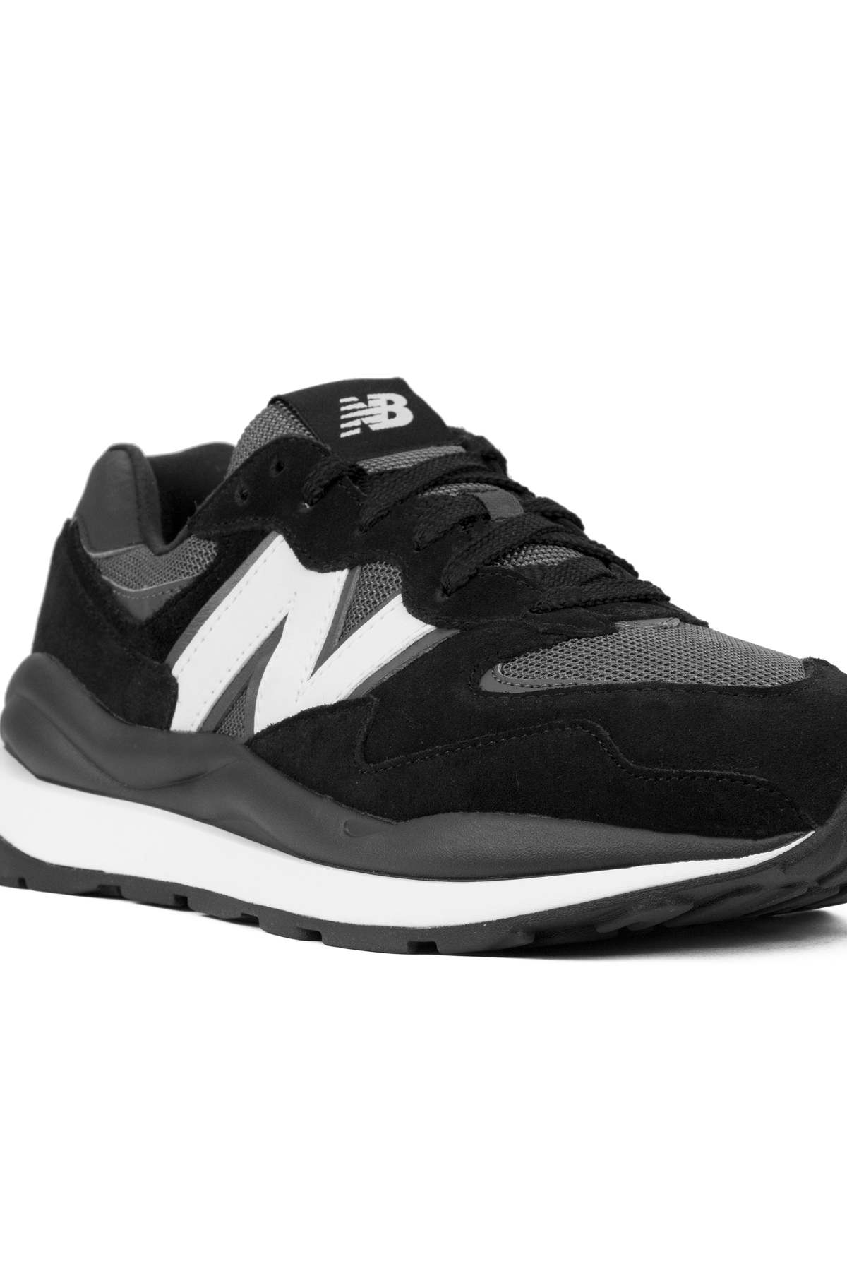 New Balance 5740 Classics Sneaker Black Garmentory
