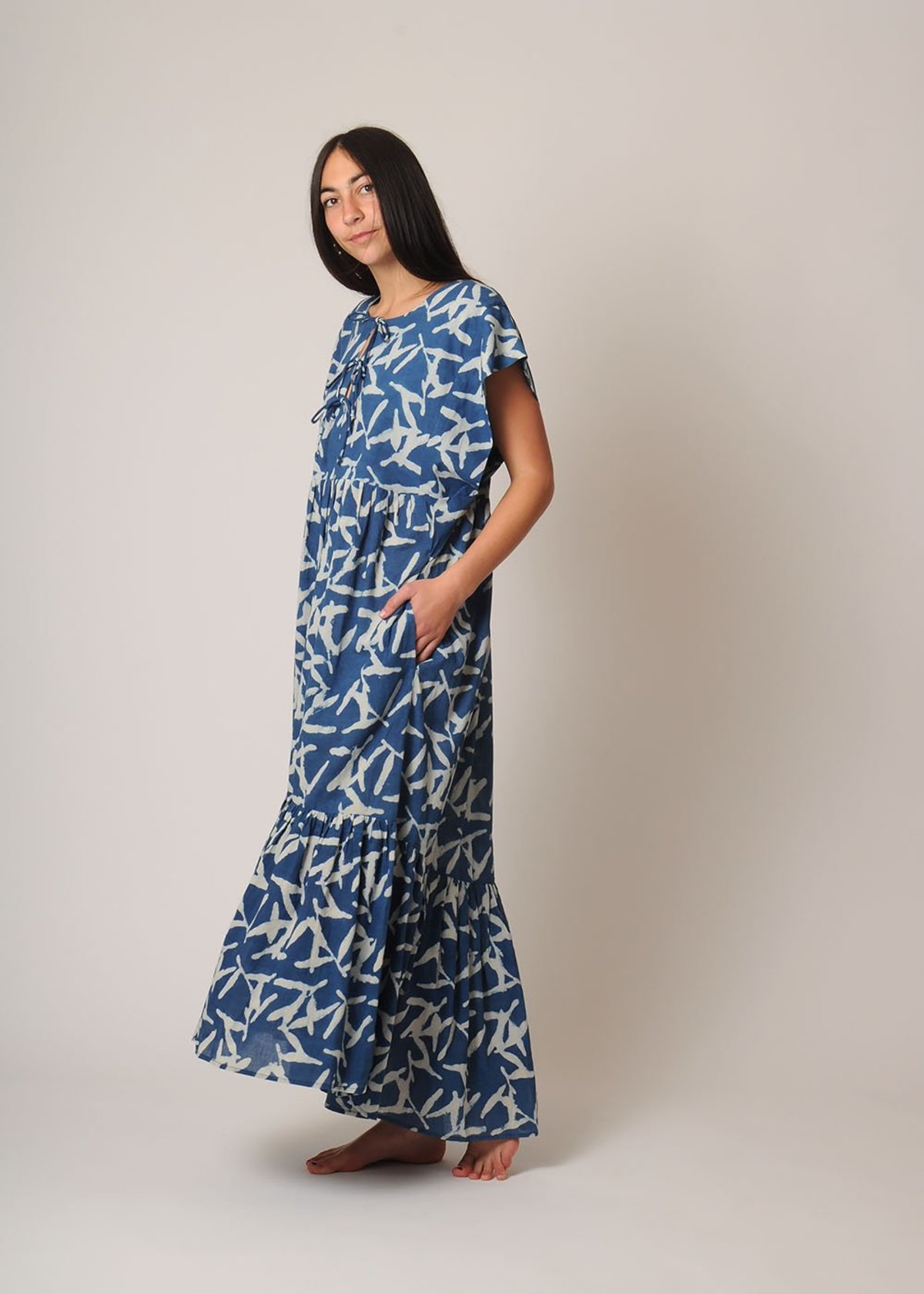 grecian style maxi dress Contrast Grecian Neck Maxi Dress – Charming Charlie