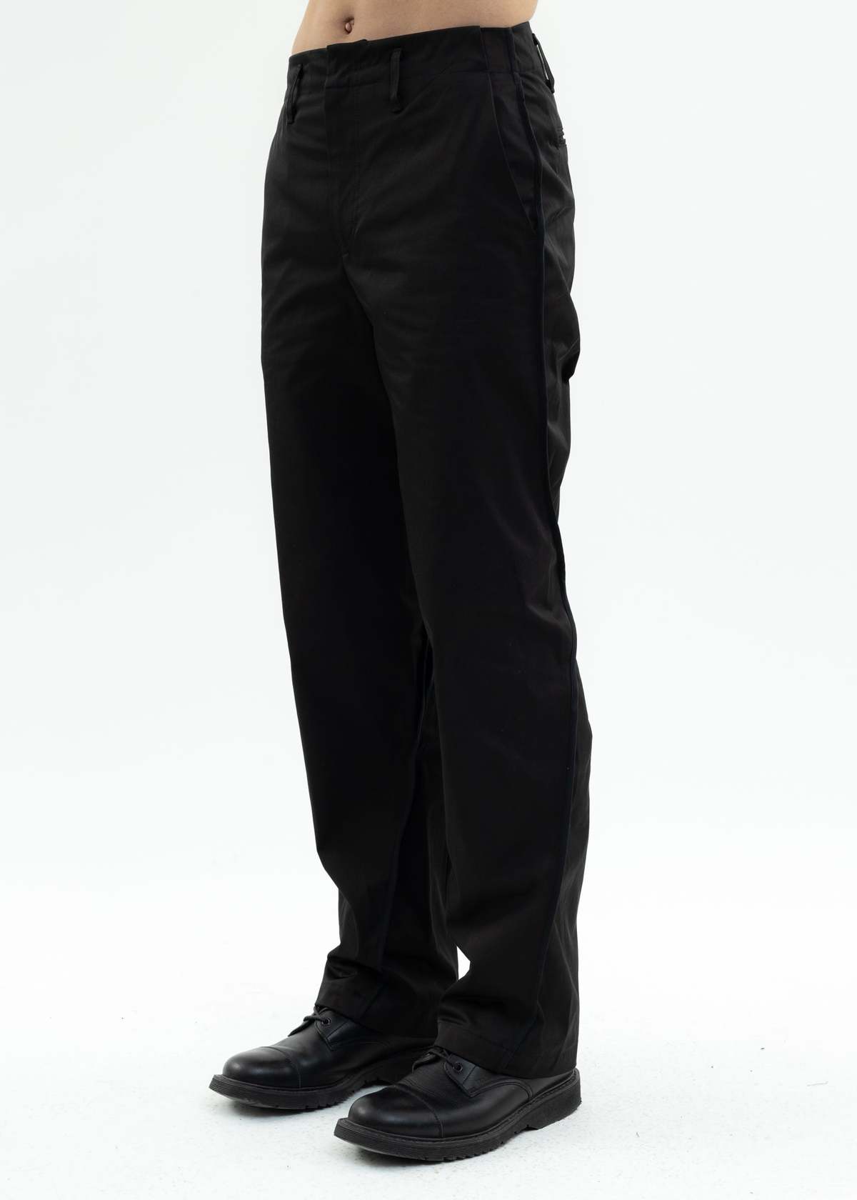 POST ARCHIVE FACTION (PAF) 4.0+ Right Trousers - Black | Garmentory