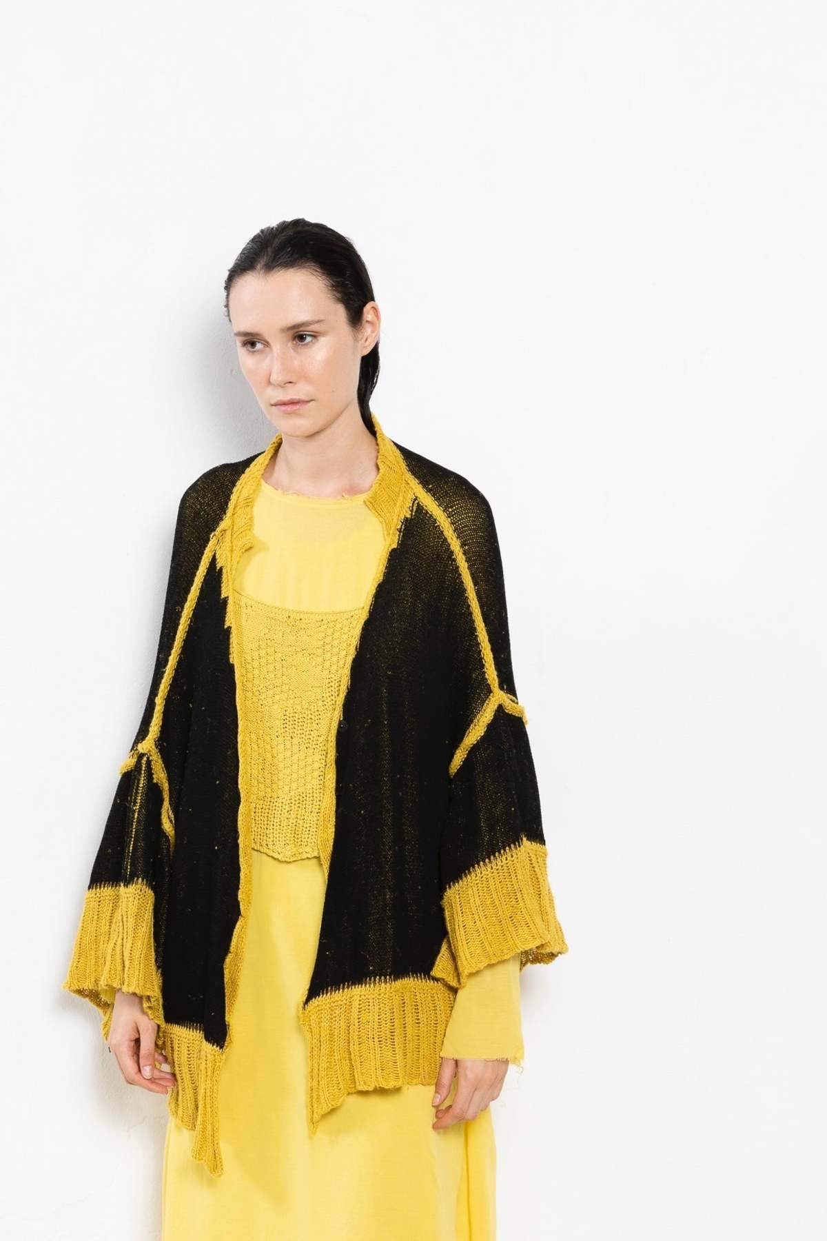 Serien°umerica Cardigan - Yellow - Image 3 of 14