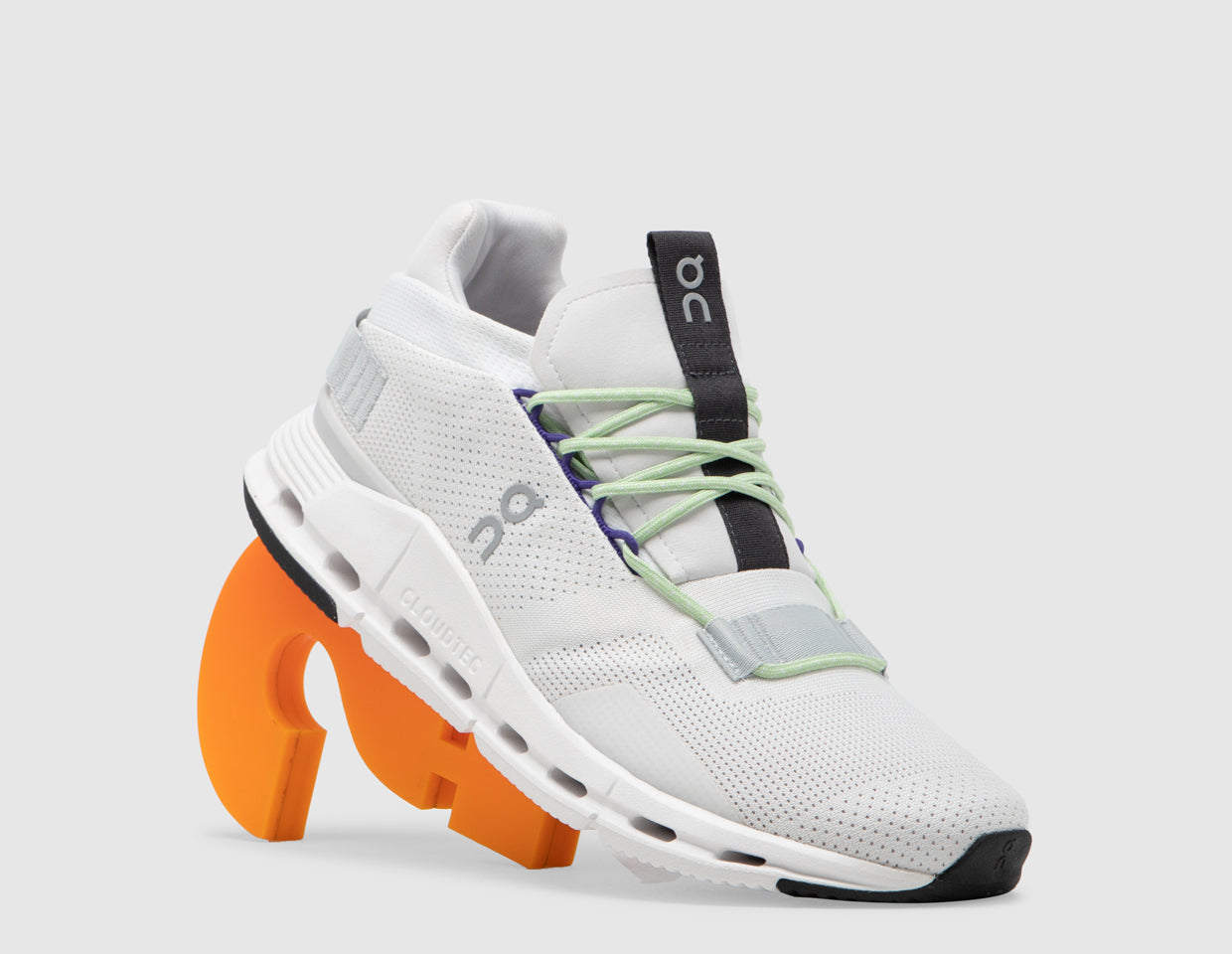 on cloudnova on feet