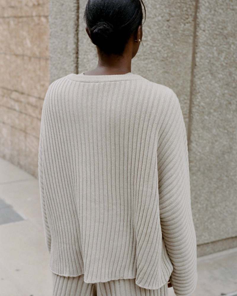 BASERANGE  KAI SWEATER：別注ニット Baserange Kai Sweater - Camel | Garmentory