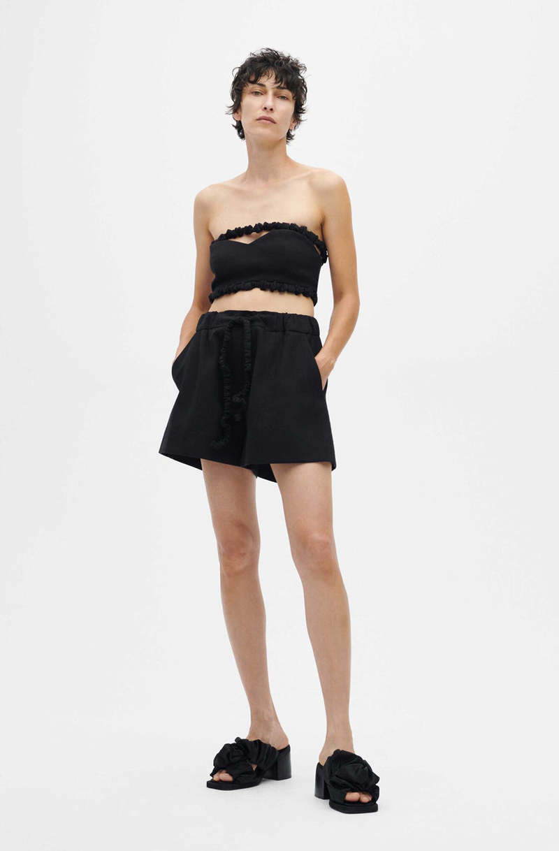 GANNI バルーンスリーブ クロップドトップ Ganni Strapless Crop Top - Black | Garmentory