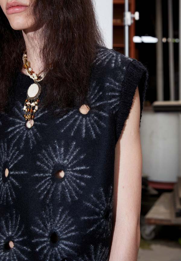 ★22SS★【ANDERSSON BELL】★TUNISIA 22 WOOL VES.T★ ANDERSSON BELL Tunisia 22 Wool Vest - Black | Garmentory