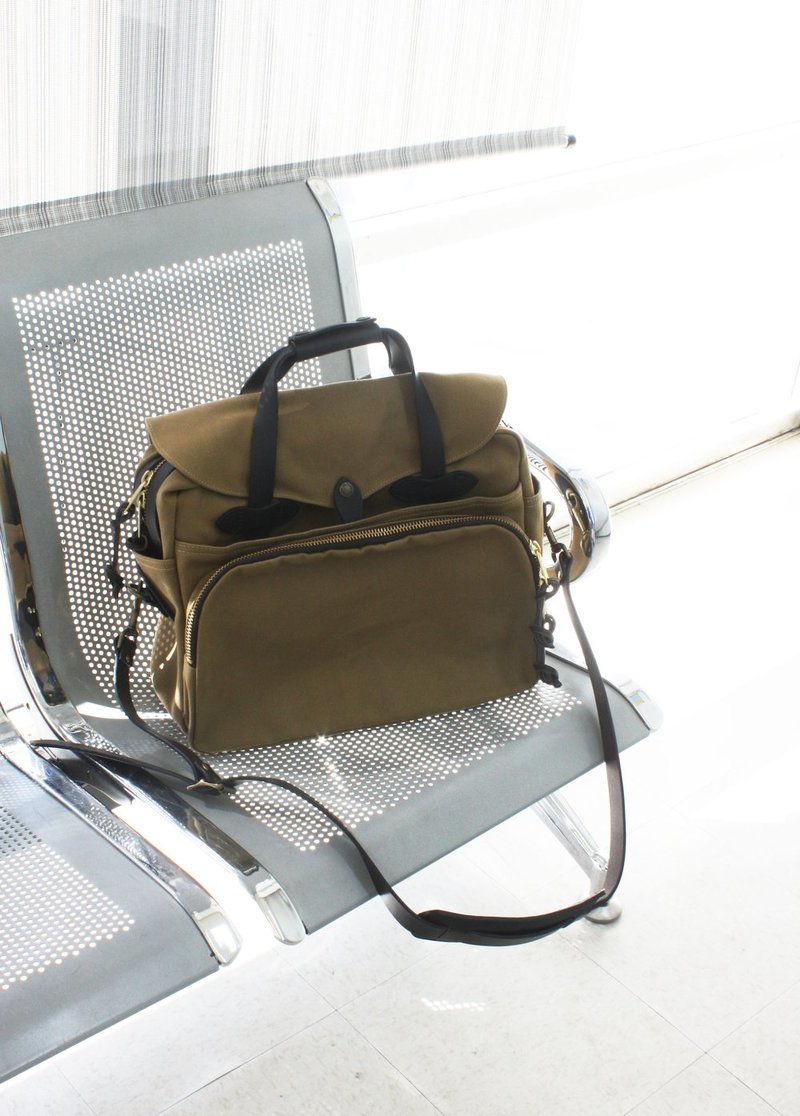 Filson Padded Computer Bag in Tan Garmentory