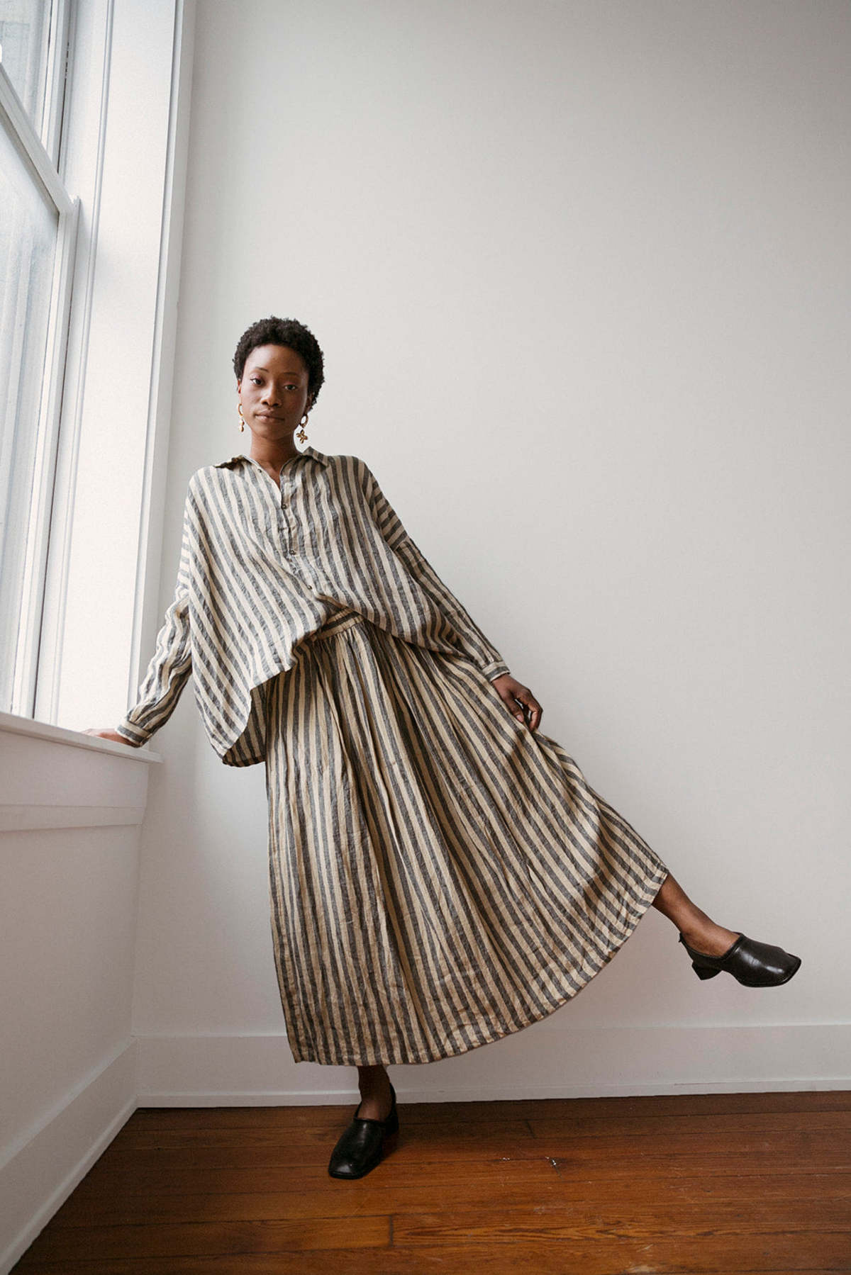 ICHI ANTIQUITES Linen Stripe Skirt - Beige | Garmentory