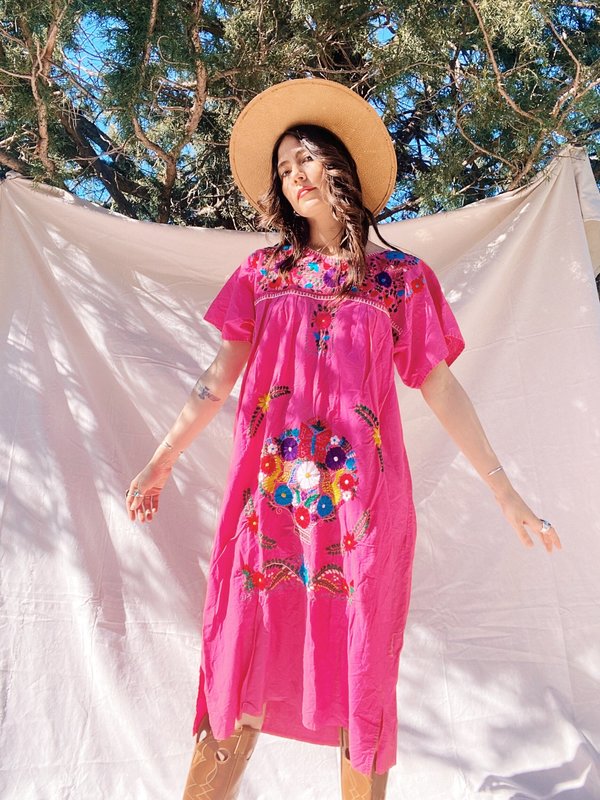 green emerald velvet dress Hot Pink Embroidered Dress Size 10 main image 0