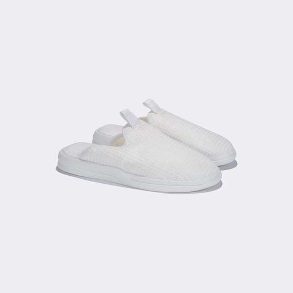 LUSSO CLOUD pelli waffle slide - bright white | Garmentory display picture 3