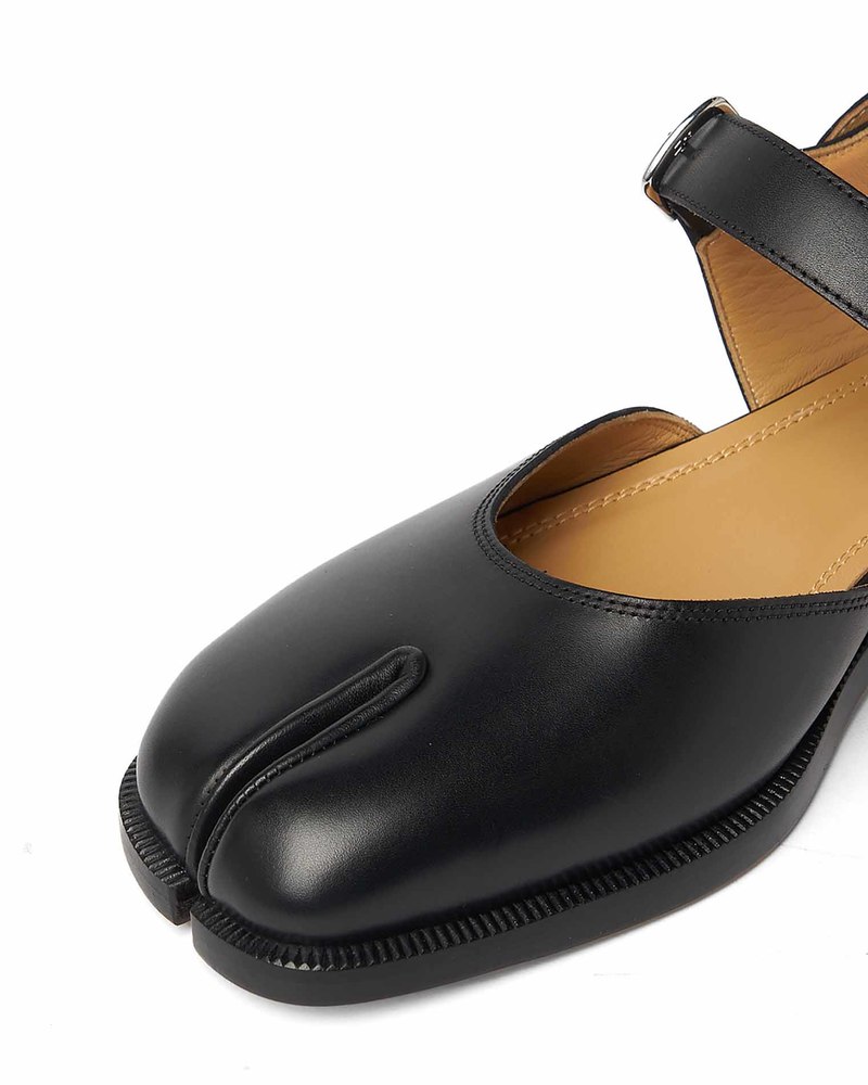 Maison Margiela Tabi Leather Sandals - Black | Garmentory