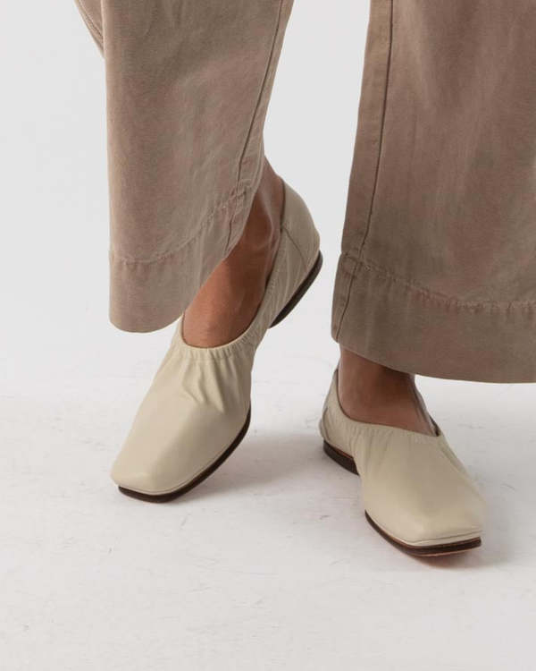 Mari Giudicelli Travel Ballerina Shoe - Off White | Garmentory
