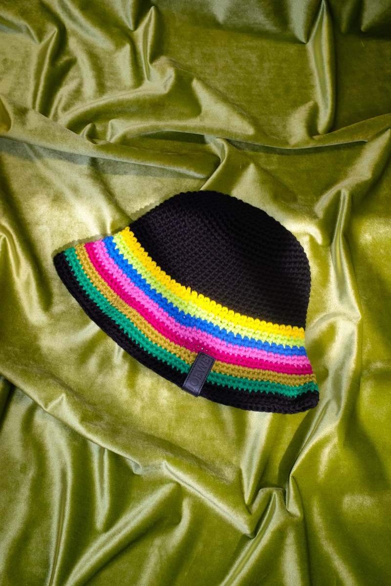 ?NWT Loewe Hat Crochet Cotton Multicolor with embossed calfskin leather logo NEW Shop LOEWE Crochet hat in cotton and calfskin on Rinascente main image 3