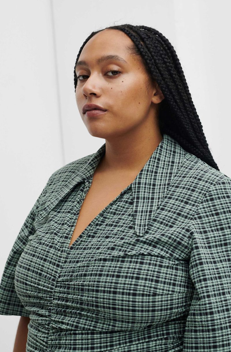 【送料関税込】GANNI Seersucker Check V-Neck Mini Dress Ganni Seersucker V-Neck Mini Dress - Mini Check Green